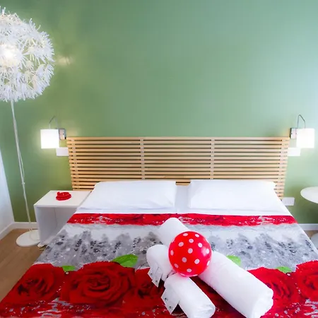Forever Rooms-2